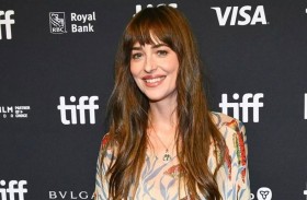 نجمة «فيفتي شيدز» تنام يومياً 14 ساعة 