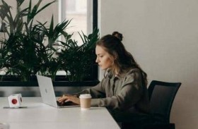 خطرها يصل للسكتة الدماغية.. عادة تلازمنا يوميا