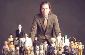 معرض استعادي يغوص في عالم المخرج الأميركي ويس أندرسون