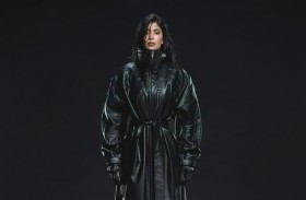 كايلي جينر تطلق خط أزياء 