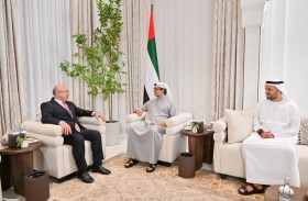 منصور بن زايد يستقبل سفير المجر