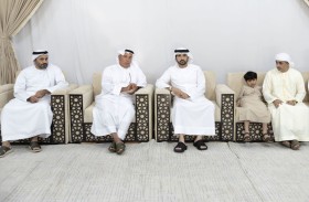 حمدان بن محمد يقدّم واجب العزاء في وفاة خلفان المهيري