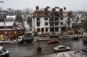 قصف طال فندقاً في خاركيف الأوكرانية 