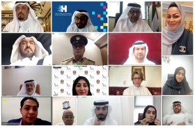 ضاحي خلفان يوجه بإعادة صياغة استراتيجية جمعية الإمارات لرعاية الموهوبين  