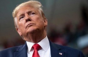 ترامب يرسخ نفوذه على الجمهوريين رغم إقصائه عن فيسبوك 