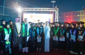 حاكم عجمان يشهد حفل تخريج 439 طالبا وطالبة من جامعة الخليج الطبية