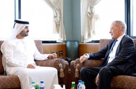 مكتوم بن محمد يبحث مع وزير الاستثمار البريطاني  تعزيز التعاون التجاري والاستثماري بين البلدين