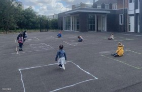 صورة أطفال مدارس فرنسا تهز البلاد 