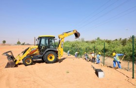 بلدية العين تطور سياجات طرق بتكلفة 39 مليون درهم