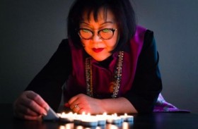 أمريكية تزعم التحدث مع الموتى