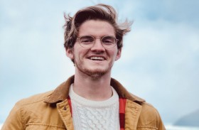 طالب من جامعة نيويورك أبوظبي يفوز بمنحة «بورين »