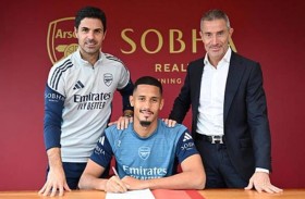 صليبا يمدّد عقده مع أرسنال 