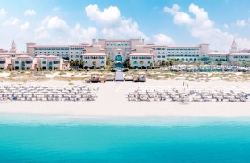 ريكسوس بريميوم جزيرة السعديات يفتح أبواب الفن لزوّاره