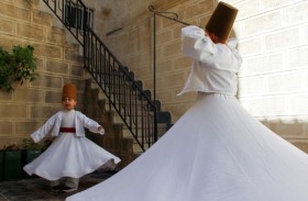 راقص مولوية سوري عمره 4 سنوات يبهر الجمهور