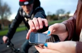 بيرو تفرض عقوبات قاسية على سارقي الهواتف