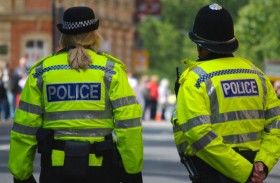 ثلاثة مراهقين يشتركون في جريمة قتل جماعي!