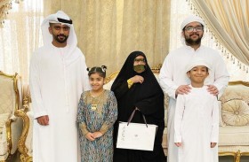 مجلس ضاحية الصبيحية يكرم «أم محمد»  فاطمة راشد حمدان النقبي لدورها في تربية الأجيال 