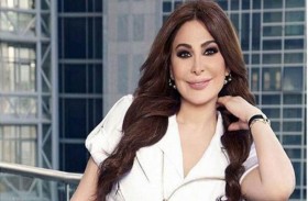 إليسا تحتفل بـ صاحبة رأي