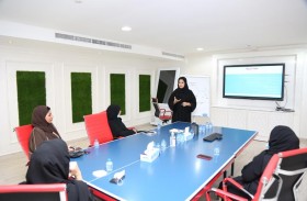 اقتصادية رأس الخيمة تنظم سلسلة من الورش التدريبية في تعزيز اقتراحات الموظفين 