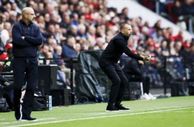 أياكس يسافر إلى مرسيليا على غيمة من الشكوك 