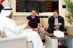 عيسى هلال يستقبل روبي فاولر 