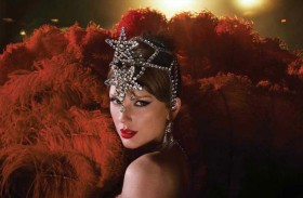 تايلور سويفت تكشف عن مهارتها في التخفي