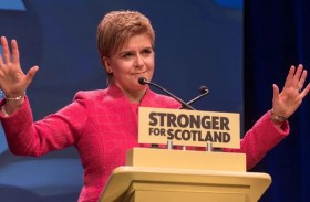 تشارلز الثالث يواجه مملكة مفككة...!