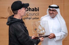 «أبوظبي الرياضي» يبحث مع مؤسس سبارتن تحضيرات تنظيم البطولة ديسمبر المقبل