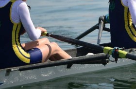 6 نساء يعبرن مياه المحيط الهادي تجديفاً في 80 يوماً