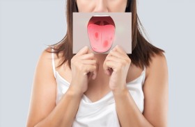 مشروبات تزيد خطر الإصابة بسرطان الفم لدى النساء