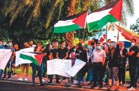 فتح وحماس تعلنان الوحدة ضد مخطط الضم   