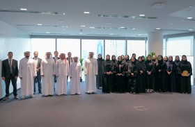 مكتوم بن محمد يكرّم الفائزين بجائزة وزير المالية للتميز المؤسسي 2022 