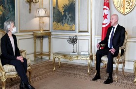 قيس سعيد يطالب بطرد أعضاء لجنة «البندقية»...!