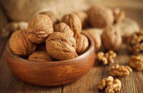 عليك بأكل 10 جوزات يوميا