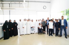 مركز التواجد البلدي- بني ياس يوعي طلبة المدارس والمجتمع بأهمية الزراعة المائية