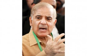 رئيس الوزراء الباكستاني يستعد لاختيار قائد جديد للجيش