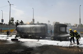 موقف بطولي لسائق ينقذ محطة وقود 