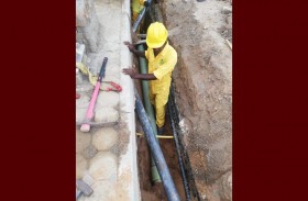 كهرباء الشارقة تستبدل شبكات المياه القديمة باليرموك في خورفكان