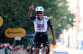 «الإمارات للدراجات» يتصدر تصنيف الاتحاد الدولي للعام الثالث على التوالي