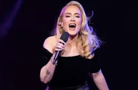 أديل تصاب بالصدمة بعد طرد معجبيها من الحفل