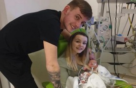 طفل يعود إلى منزله بعدما توقف قلبه 5 مرات