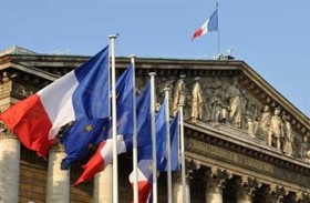 معركة الهجرة.. المحكمة الدستورية الفرنسية توقف تمديد احتجاز الأجانب