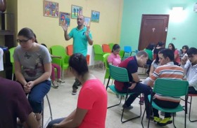 المغيرة عيّاد.. علاج الأطفال بالموسيقى عبر ثورة الحواس