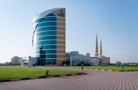 غرفة رأس الخيمة تدعو لإنجاز المعاملات إلكترونيا 