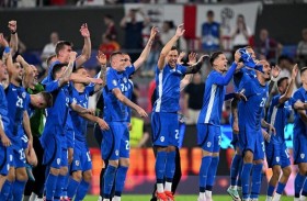 سلوفينيا يشيد بقبلة القدر في التأهل التاريخي