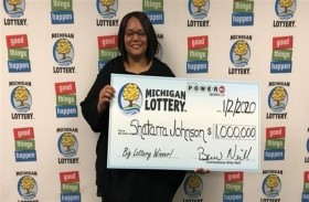 تربح مليون دولار بعد إصرار والدتها