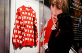 بلوزة الأميرة ديانا في خطوبتها للبيع بـ 100 ألف دولار