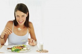 10 وجبات خفيفة تسد جوعك.. لا توقعك في المحظور