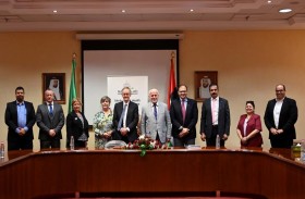 تفاهم بين جامعتي الشارقة وإيست أنجليا البريطانية 