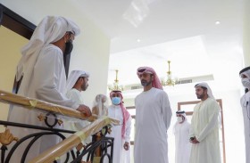 ولي عهد عجمان يتفقد مشروعا سكنيا للمواطنين في منطقة الحليو